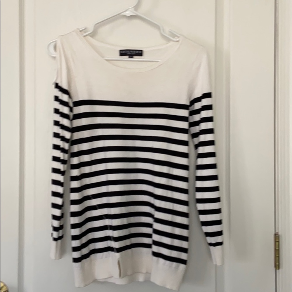 Sweater top trendy